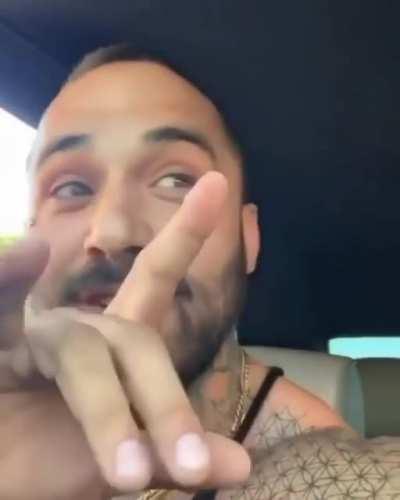 Roid head insults manager over a mask