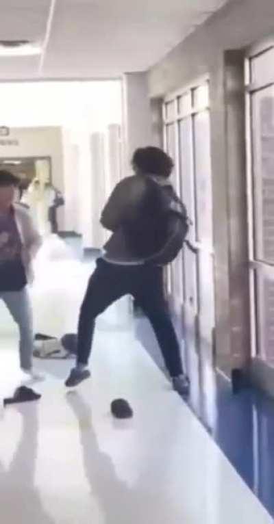 To bully the bigger guy… 🤣