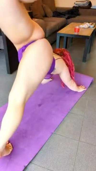 I [f] love to start my day off right by doing a yoga flow, sometimes it isn't the only thing that flows tho