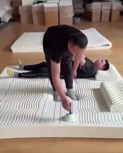 The kinda bed i'll share with my Thai femboyfriend