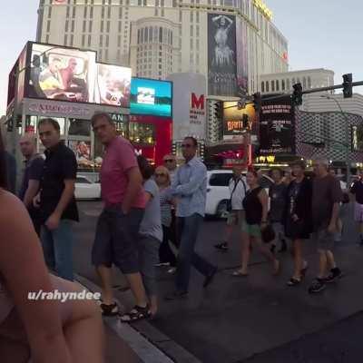 Thong twerk on Las Vegas strip