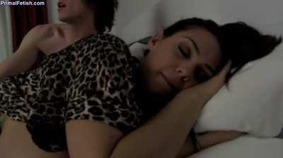 Sharing Bed with Super Hot Mom