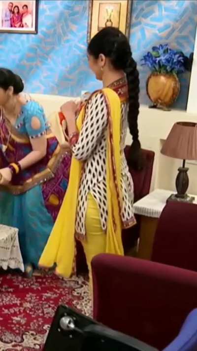 Anjali bhabi ki tight leggings