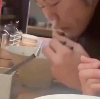 Ah yes people eating ramen