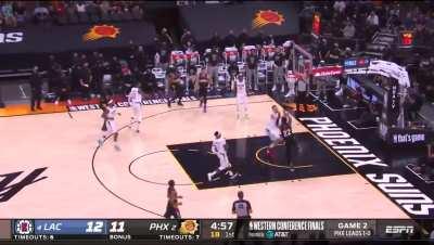 [Highlight] Ayton catches the lob OVER Zubac for the raging 3 point play