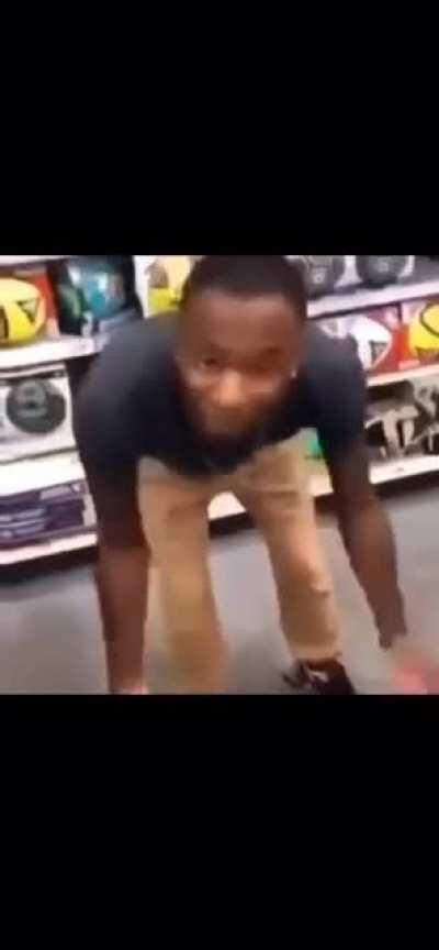 Baltimore niggas hitting people with shopping carts now???