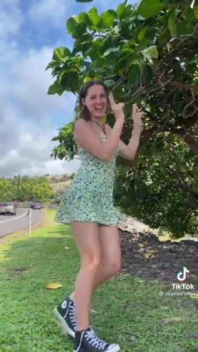 Pull-down dress please