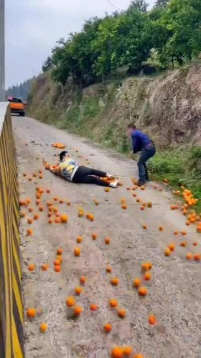 to hold the oranges