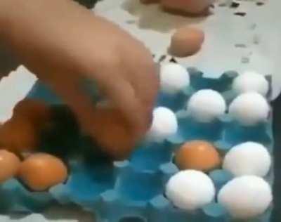 Meet Cheggs - a DLC skin for chess