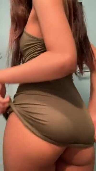 showing you my brown Mexican ass 😋
