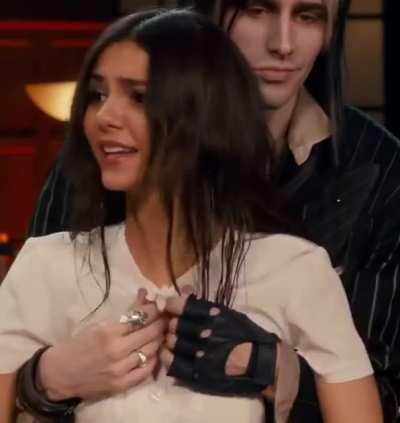Victoria Justice getting her tits exposed before a gangbang