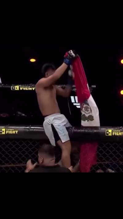 2 is the magic number of slams evidently