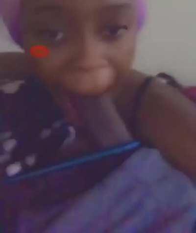 Pretty Ebony blowjob