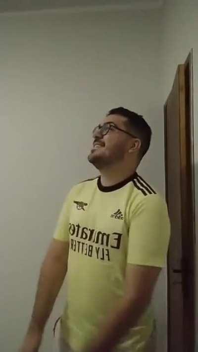 Mande para os seus amigos kkk