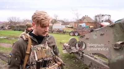 Russian Lancet drone hitting a Ukrainian D-20 towed gun-howitzer and aftermath