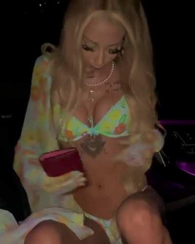 New instagram stories and post