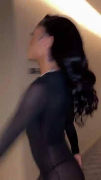 She is the ultimate tease 😩