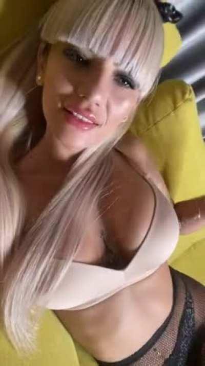 My boobs aren't the biggest, but they're so damn sexy link in the comments