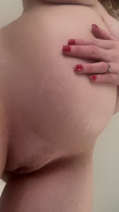 24 weeks pregnant and hornier than ever…