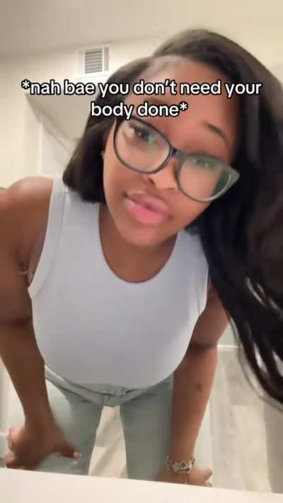 all natural 😍 [Nelly]