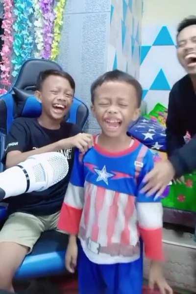 Kid lose to camera filter