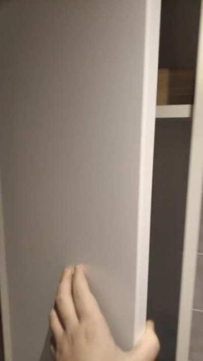 I DID IT BOSS, I INSTALLED THE CABINET.