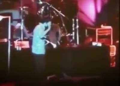 WCGW when I jump onto this drum set?