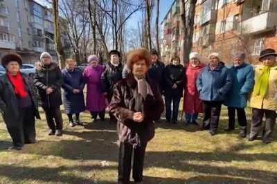 обколятся своими клабхаусами