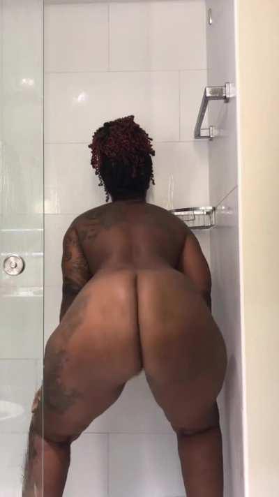 Southern Donkey Booty In the Shower