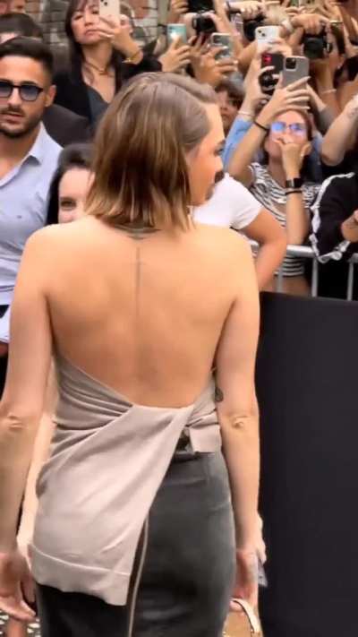 CD Milan Fashion Show 2023 Clip 2