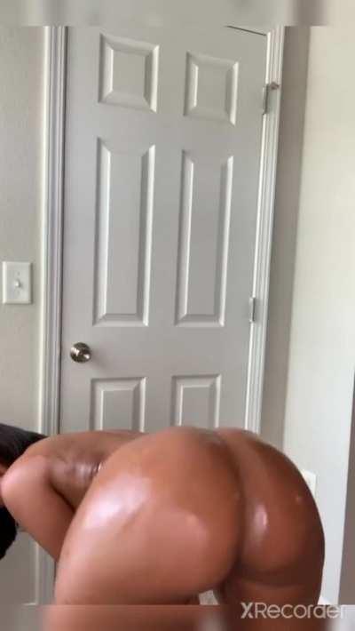 Kinky AF😍🔥💦 (Get Her 9GB Folder in Comment)👇👇