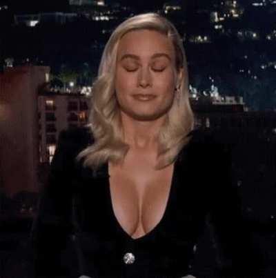 Wonder if Brie Larson knew every guy in the crowd that night was thinking about nothing but pumping their cock between those tits then unloading straight down her throat…