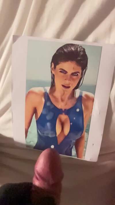 Alexandra Daddario cum tribute 