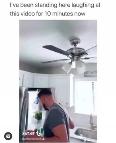 Remember Bugs trying to hide gangsters in the oven?