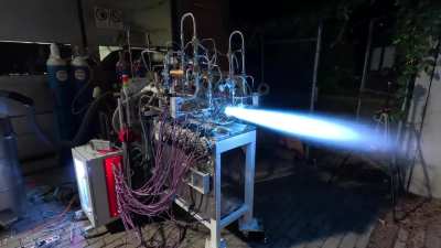 DeltaOrbit 500N methalox engine test firing