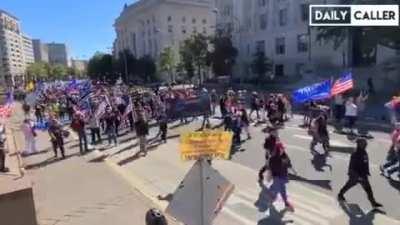Wow. Washington DC. You don’t see this everyday. A TON of Trump supporters: