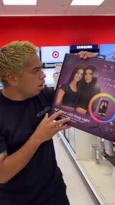 Is that Dixie D'Amelio ?