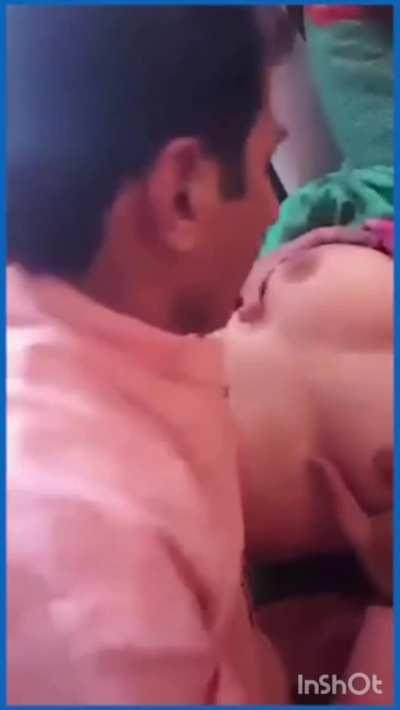 Extremely beautiful cute bhabhi enjoy in car 💦🍑