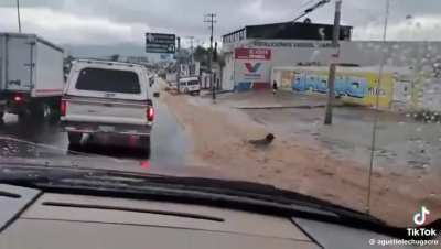 Willy Wonkas chocolate river is real!