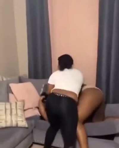 What you thinking they fighting over?