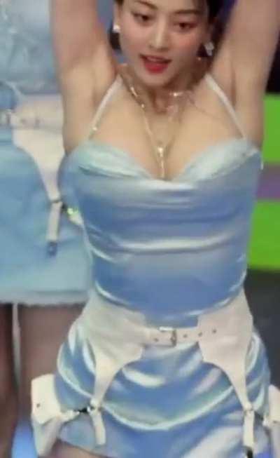 Jihyo Insane 🤩