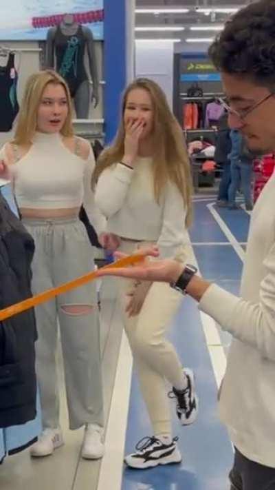 Fingers are sooo hot