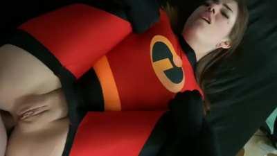 Elastigirl Gets Her Ass Stretched