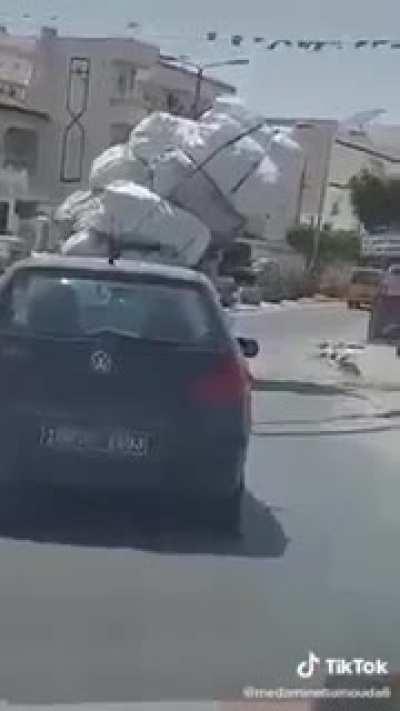 The song in the video is in Arabic and it is a troll of the car :D