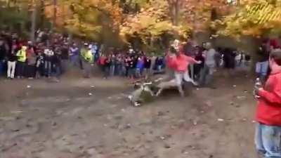 This guys perfectly-timed dodge