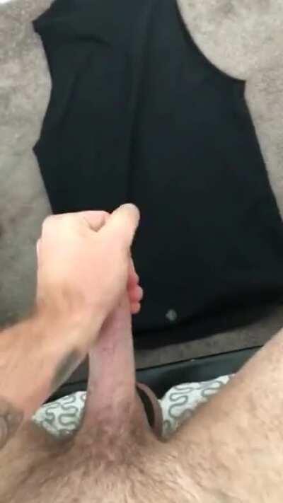 Big, vocal cumshot. 🤤 Sound on!