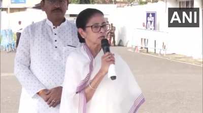 Mamata Banerjee about Durgapur gangr*pe case on an MBBS student: The girls should not be allowed to go outside (college) at night. They have to protect themselves also.