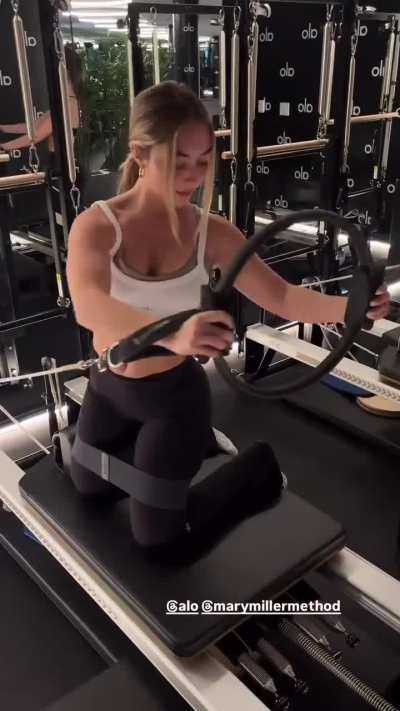 Perfection exists and her name is Héloïse Huthart