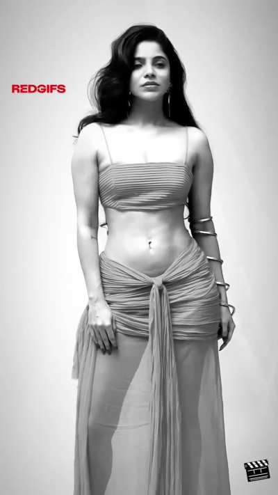 Divya Bharathi 🔥