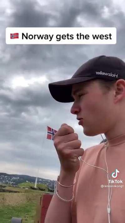 Enjoy the day while you can Felix